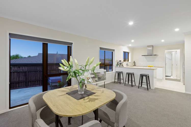 1/30 Fairway Avenue Red Beach_12