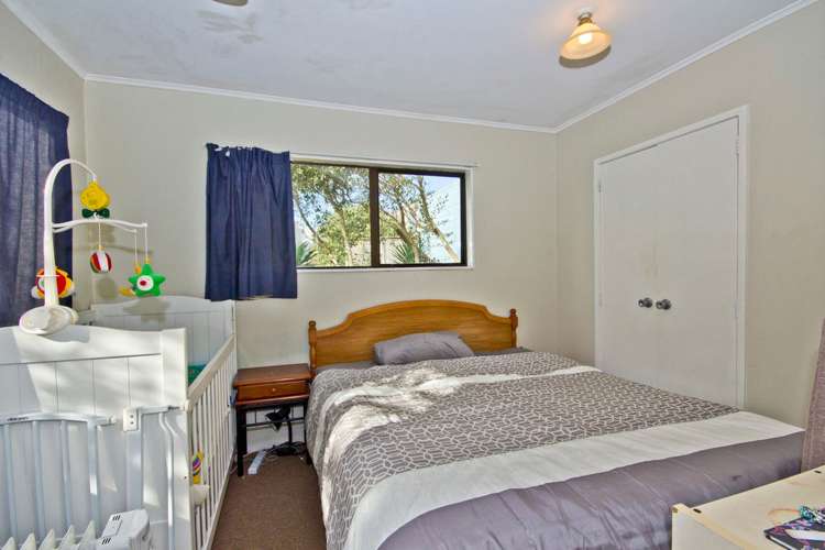 49 Rosier Road Glen Eden_11