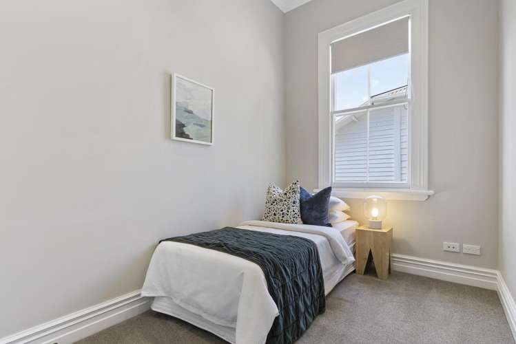 15 Seccombes Road Epsom_19