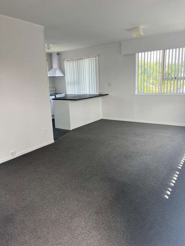 2/34 Sabulite road Kelston_2