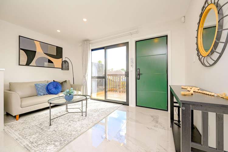 7/460 Massey Road Mangere East_2