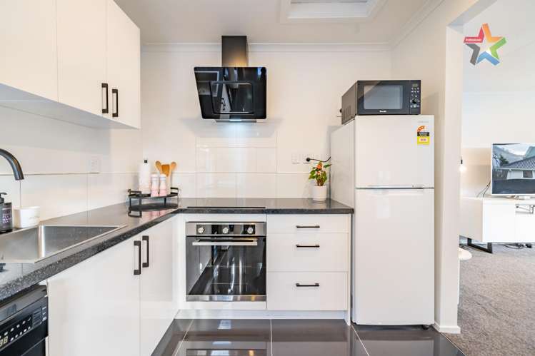 5/17 Kowhai Street Naenae_7