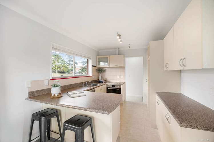 6 Raewyn Place Pakuranga_12