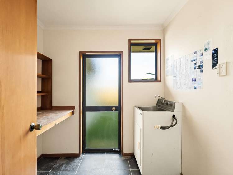 22 Halkirk Street Karitane_25