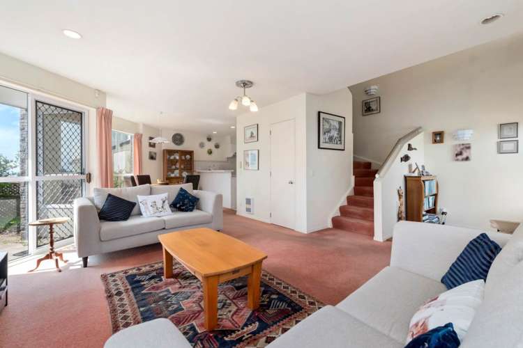 8/50 Cook Street Howick_5