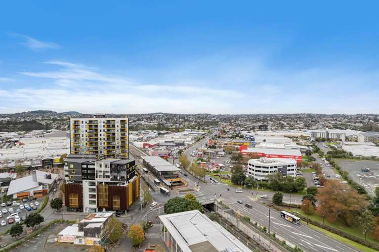 604/20 Mccrae Way New Lynn_10
