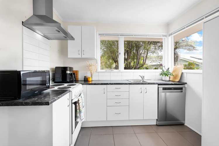 6/20 Cornwall Park Avenue Epsom_2