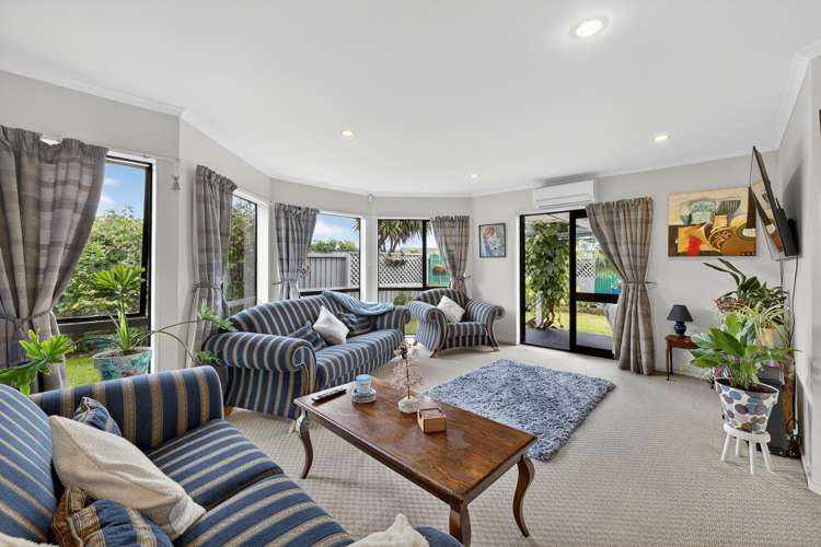 2/7 Crofts Lane Parklands_5