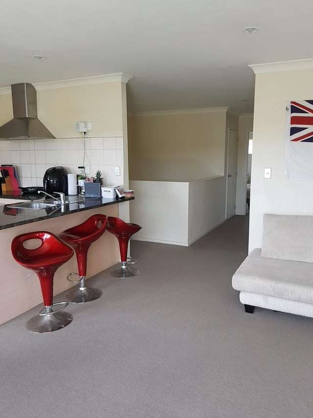 1/16A Kauri Glen Road Northcote_4