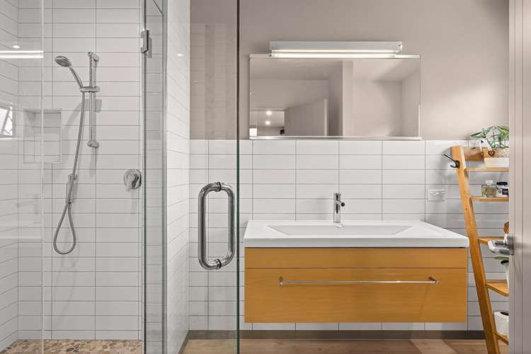 3 Pohutukawa Grove Lytton West_21