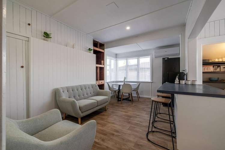 354 Botanical Road West End_1