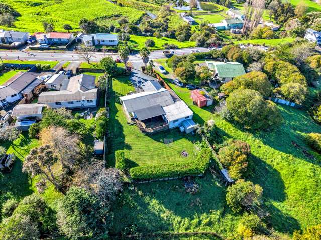 8 Doctors Hill Road Maungaturoto_4