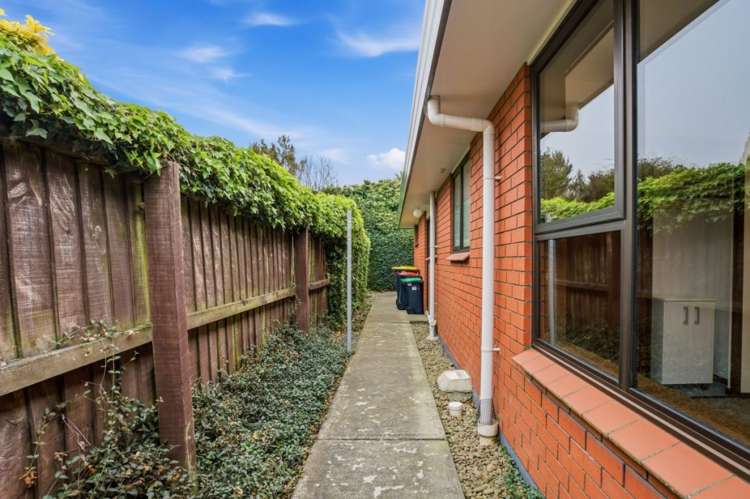 2/119 Reynolds Avenue Bishopdale_14