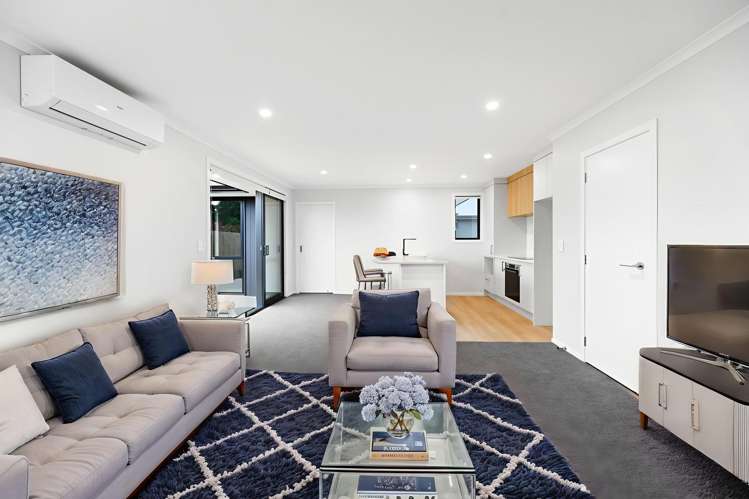 1/6 Greta Street Glenview_3
