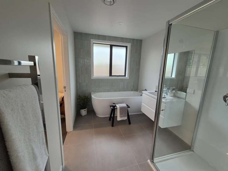 2 Macrocarpa Lane Carterton_5