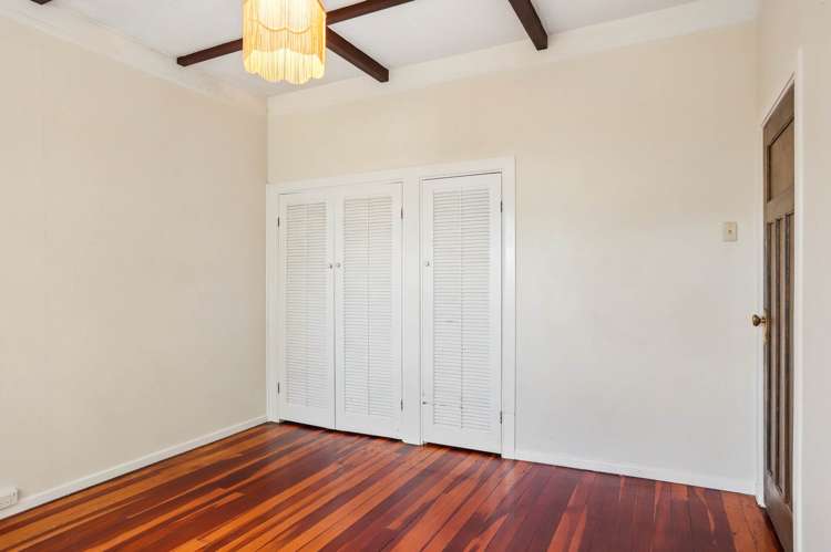 1706 Great North Road Avondale_14