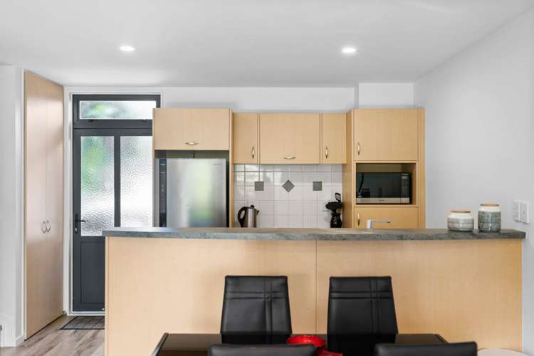 27/8 Soljak Place Mount Albert_6