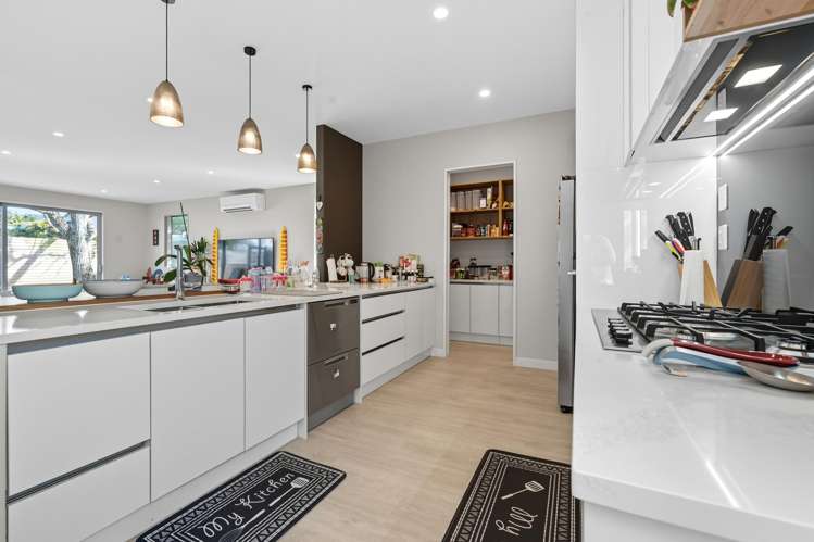 32B Tirimoana Road Te Atatu South_3