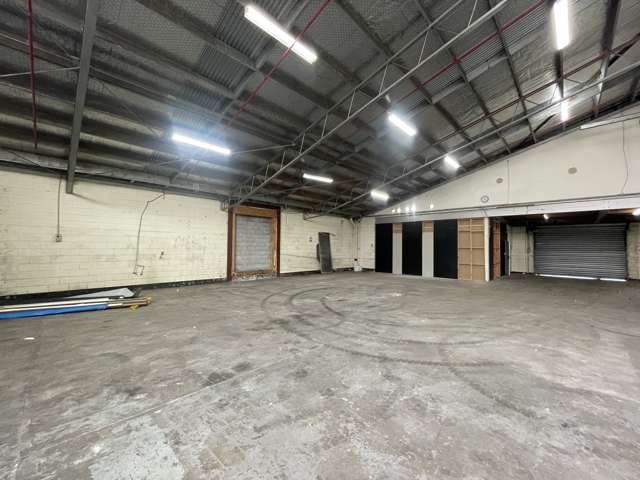 Flexible Saint Johns Warehouses | 330sqm + 426sqm