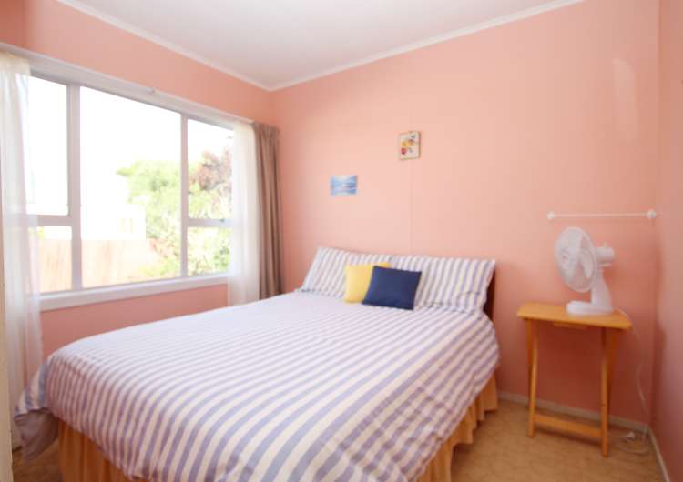 109 Charleston Avenue Whangamata_10