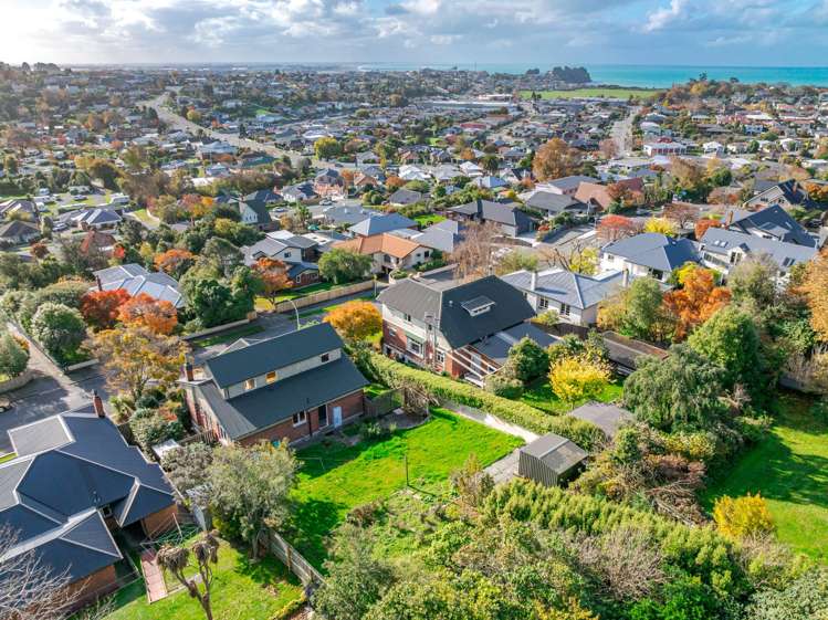 10 June Street Highfield_21