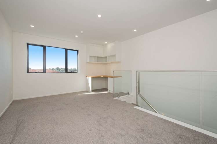 D/206 Archers Road Glenfield_6