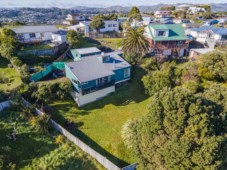 129 Gloaming Hill Titahi Bay_18