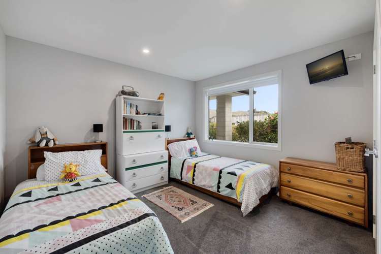 208 Hollister Lane Ohauiti_19