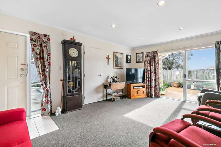 57 Freeland Avenue Mount Roskill_6