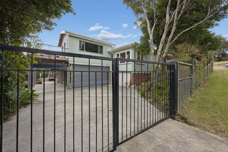3 Grendon Road Titirangi_16