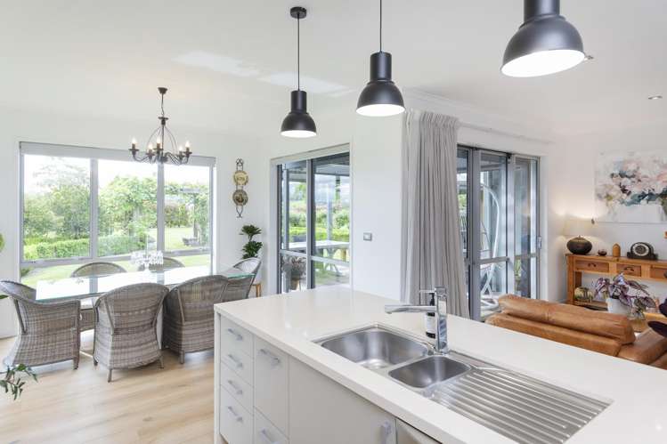 592a Back Ormond Road Makauri_18