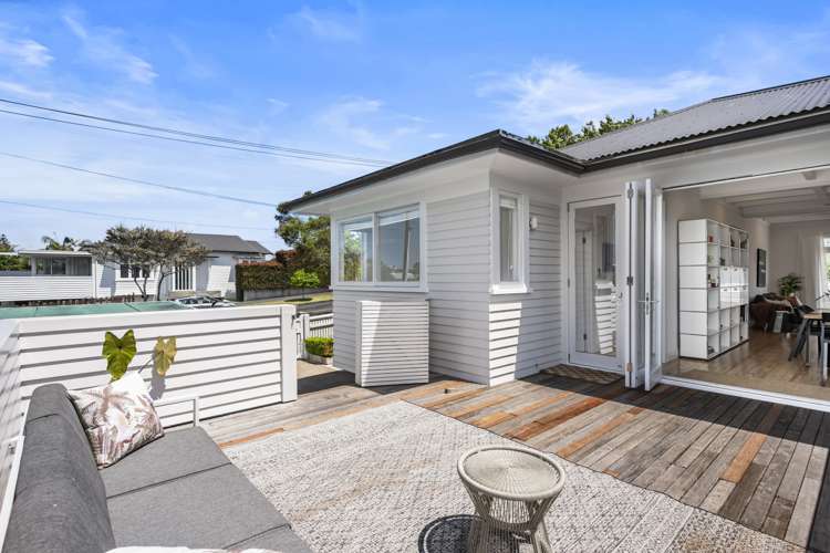 119 Warnock Street Westmere_13