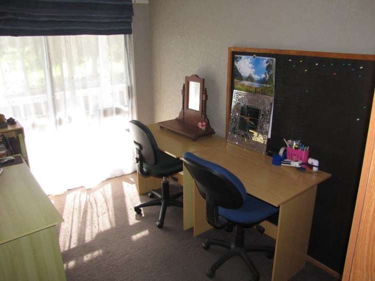 119 Lowe Avenue Thames_15