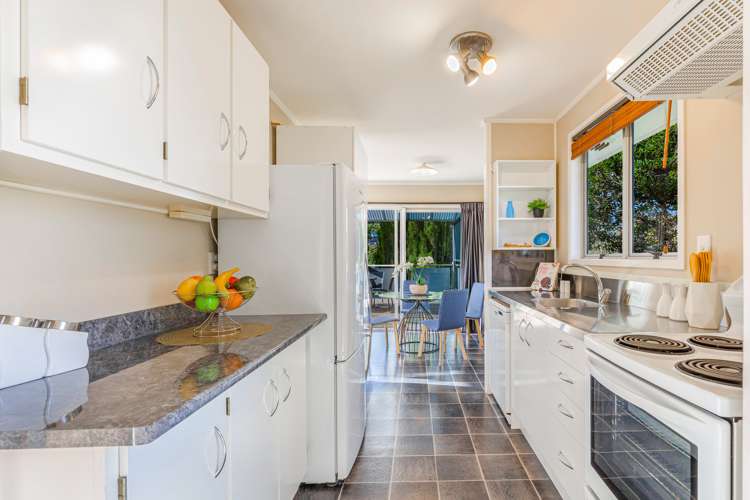 14 Camphora Place Ranui_14