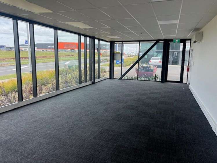 22 Highgate Parkway Silverdale_7