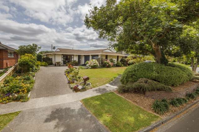 10 Aintree Crescent Awapuni_1