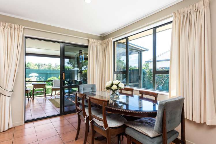 10 Robalan Place Redwoodtown_7