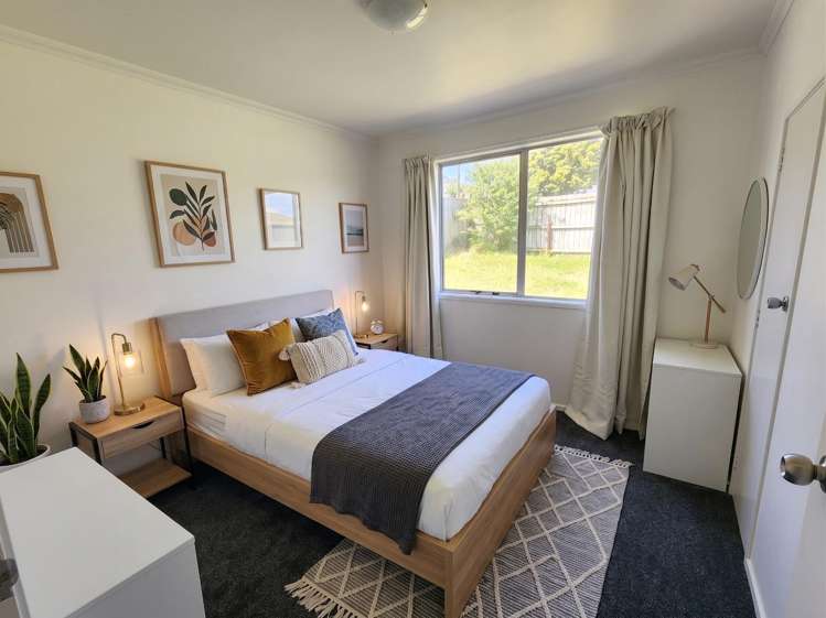 22 Parrs Cross Road 11401_7