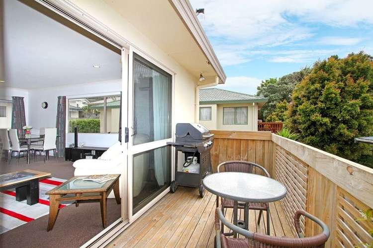 2/18 Ocean View Road Hatfields Beach_7