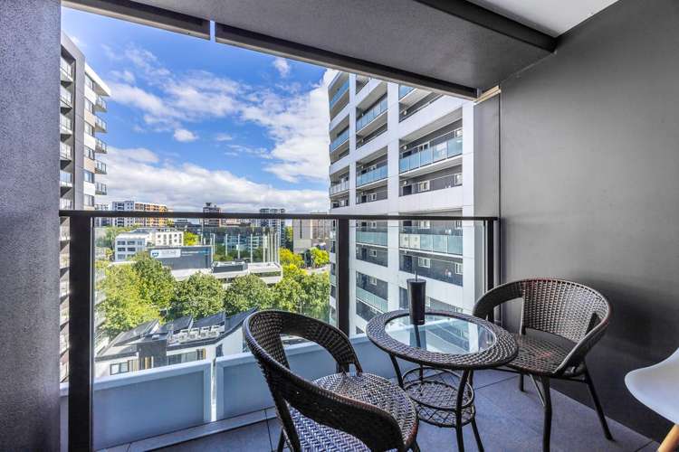 1013/438 Queen Street Auckland Central_9