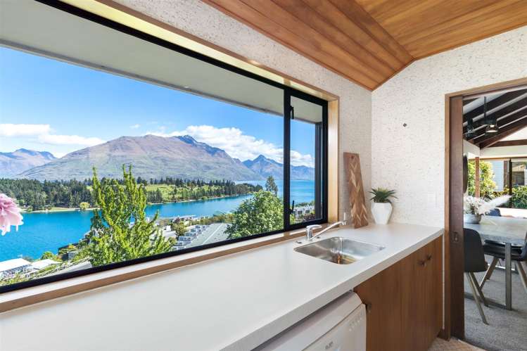 13 Earnslaw Terrace Queenstown_12