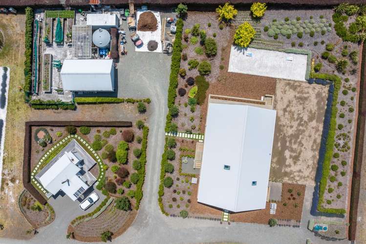 25 Bay End Rarangi_38