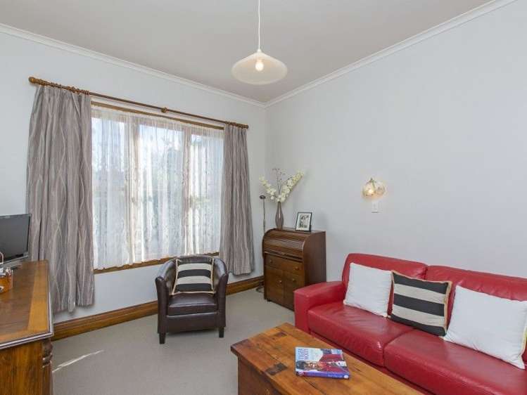 22 Military Road Boulcott_5