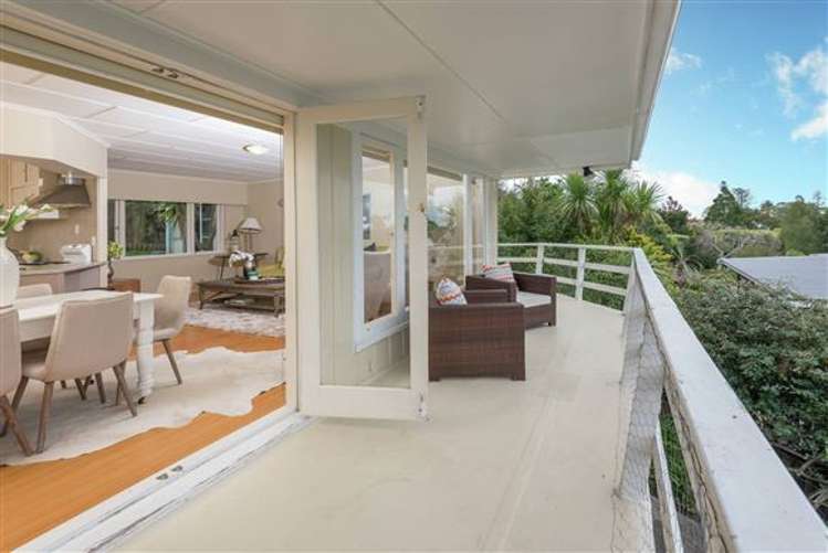 6 Montgomery Crescent Cockle Bay_3