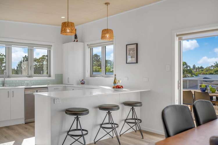 77 Karaka Road Beachlands_7