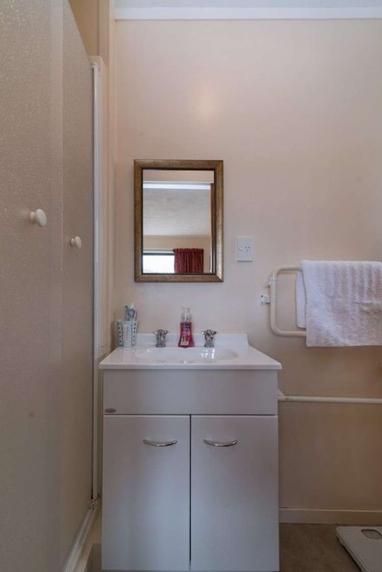 41a Robertson Street Glenholme_16