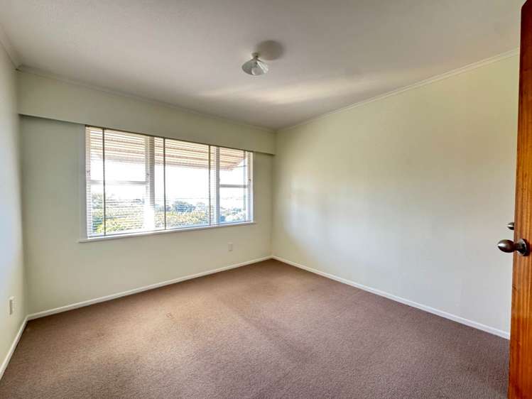 5 Viking Avenue Hillsborough_5