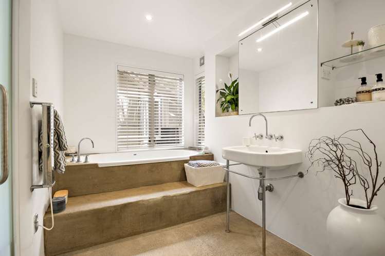 98 Motutara Road Muriwai_26