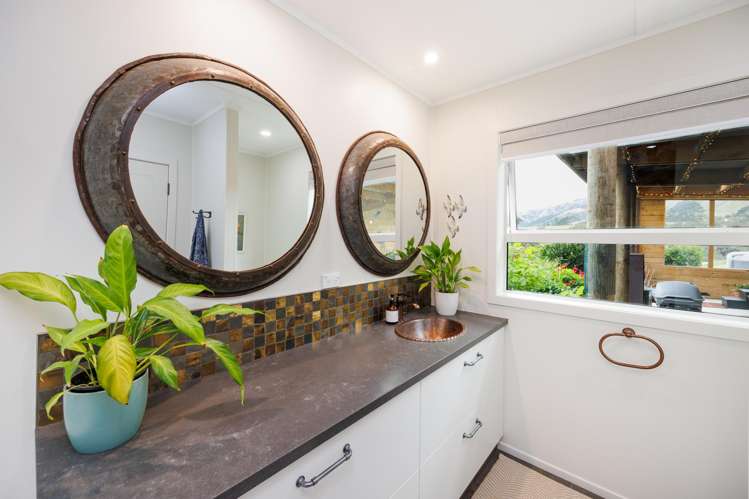 165 Albert Road Tokomaru_24