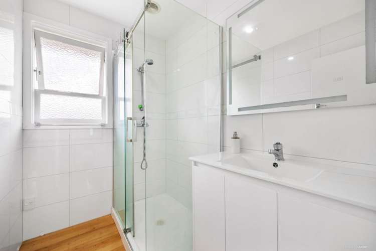 51 Woodford Avenue Henderson_14